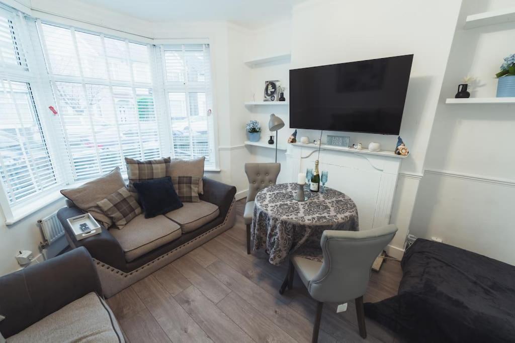 Appartement 1 Bed - Wifi - Pet Friendly - Harrow Extérieur photo