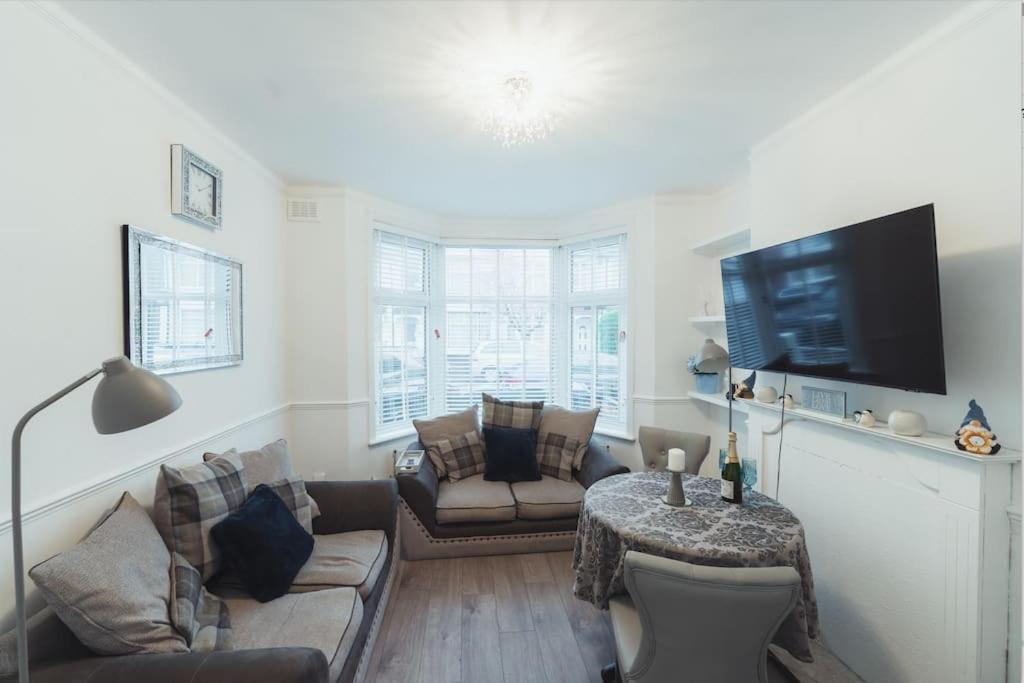 Appartement 1 Bed - Wifi - Pet Friendly - Harrow Extérieur photo