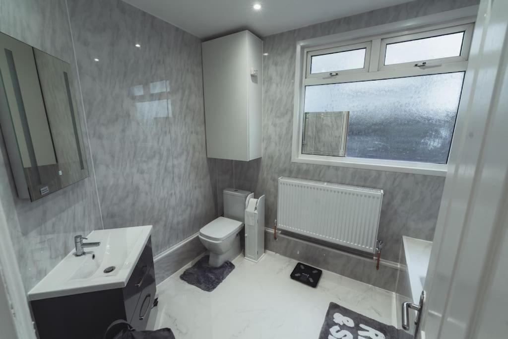 Appartement 1 Bed - Wifi - Pet Friendly - Harrow Extérieur photo